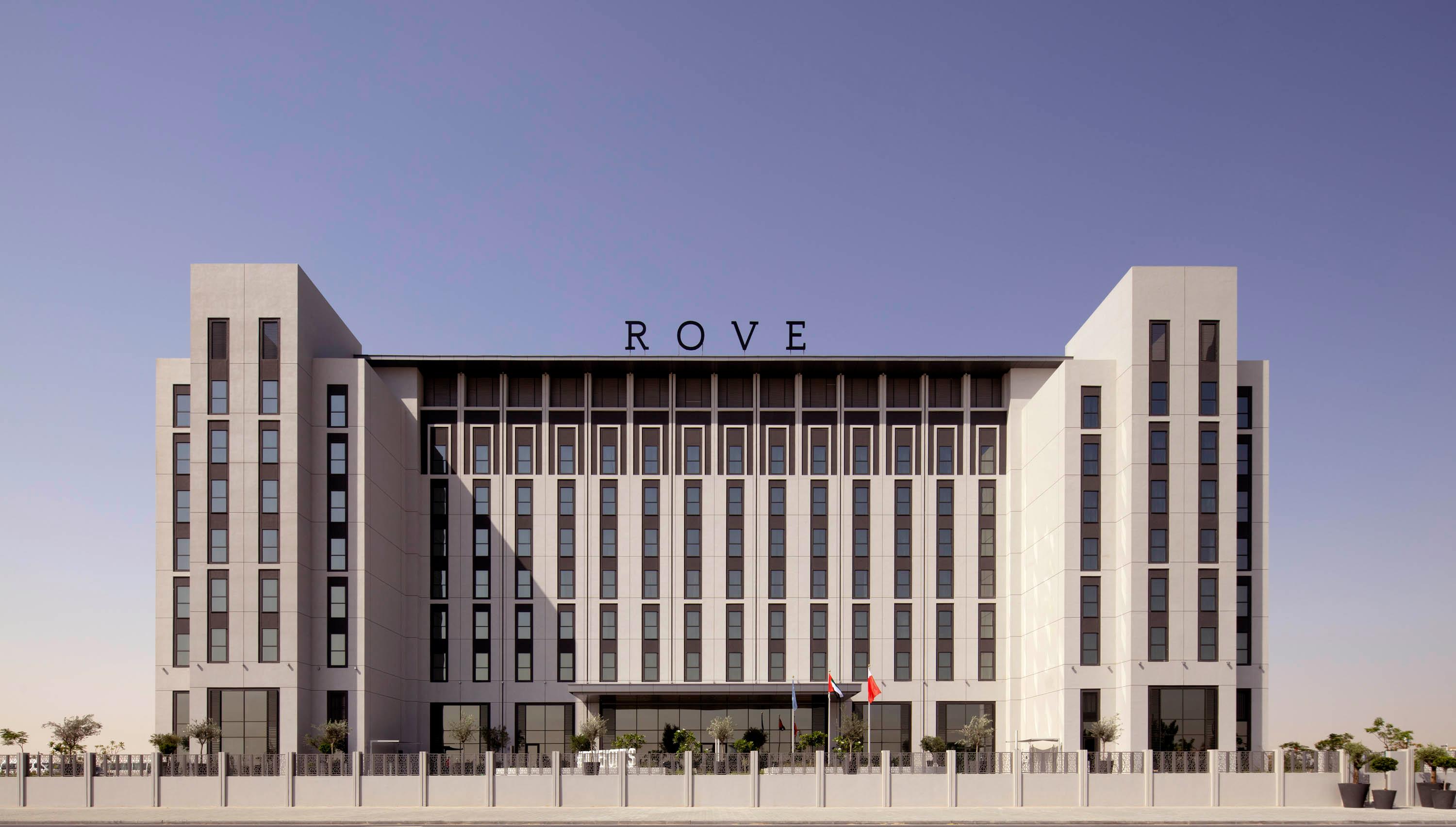 Rove At The Park Hotel Дубай Екстериор снимка